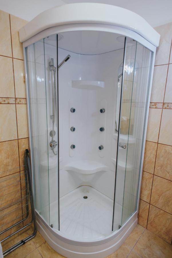 Noo'Vo Central Apartaments Oradea Ngoại thất bức ảnh